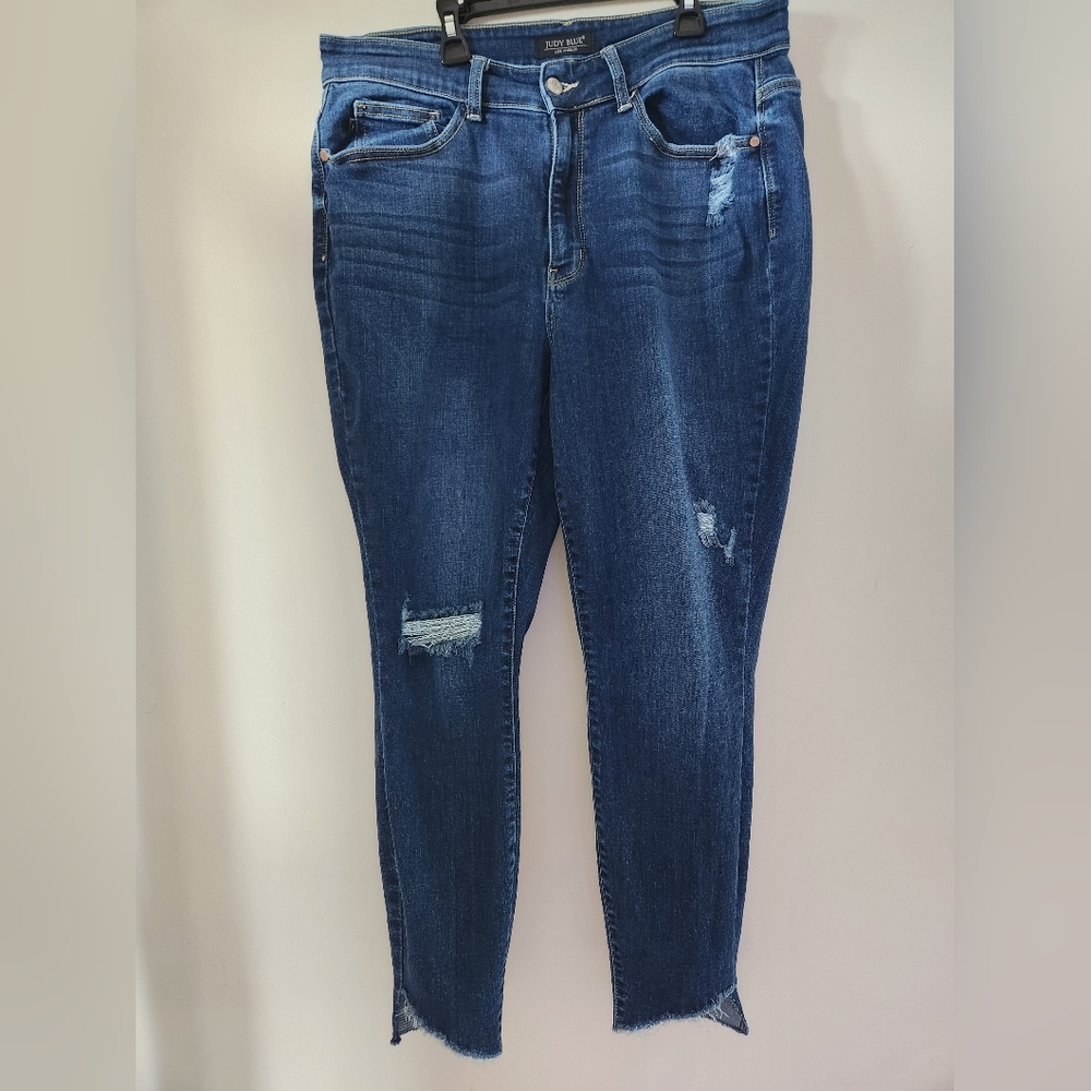 Judy Blue Dark Blue Distressed Skinny Jeans